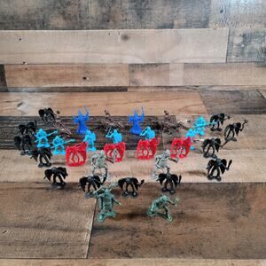 Vintage Dragonriders The Styx Lot Of 30 2" Figures D&D DFC